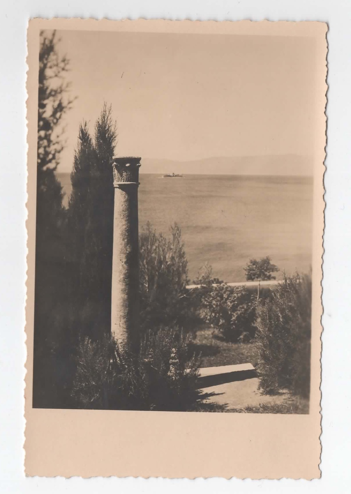 Garden terraces (1935)